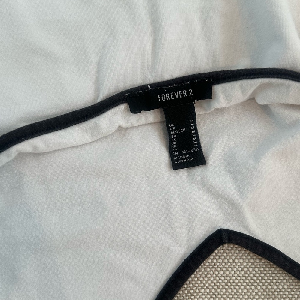 Contrast Rim Body Suit Halter - Picture 4 of 4